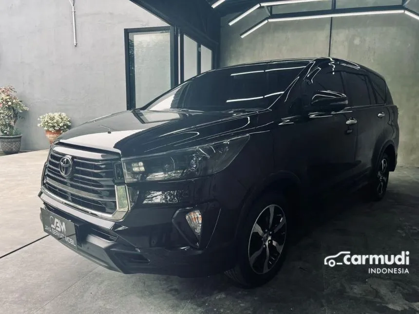 2021 Toyota Kijang Innova Venturer MPV