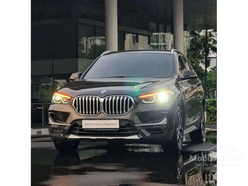 Jual Mobil BMW X1 2019 sDrive18i xLine 1.5 di Banten Automatic SUV Coklat Rp 645.000.000