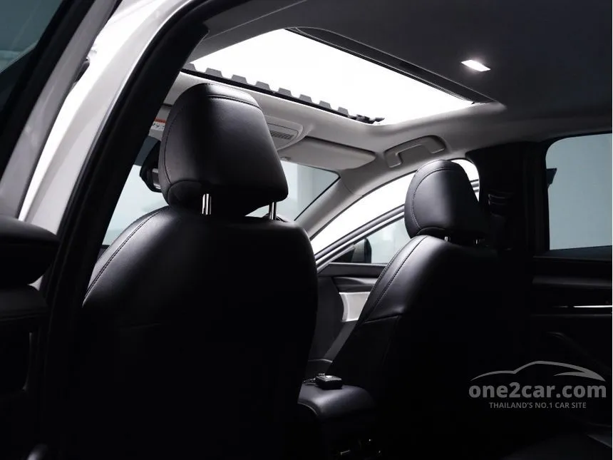 2022 Mazda 3 SP Sedan