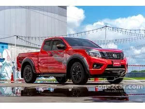 2019 Nissan NP 300 Navara 2.5 Calibre E Black Edition King Cab Pickup