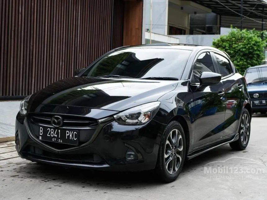 Jual Mobil Mazda 2 2018 R 1.5 di DKI Jakarta Automatic Hatchback Hitam Rp 210.000.000