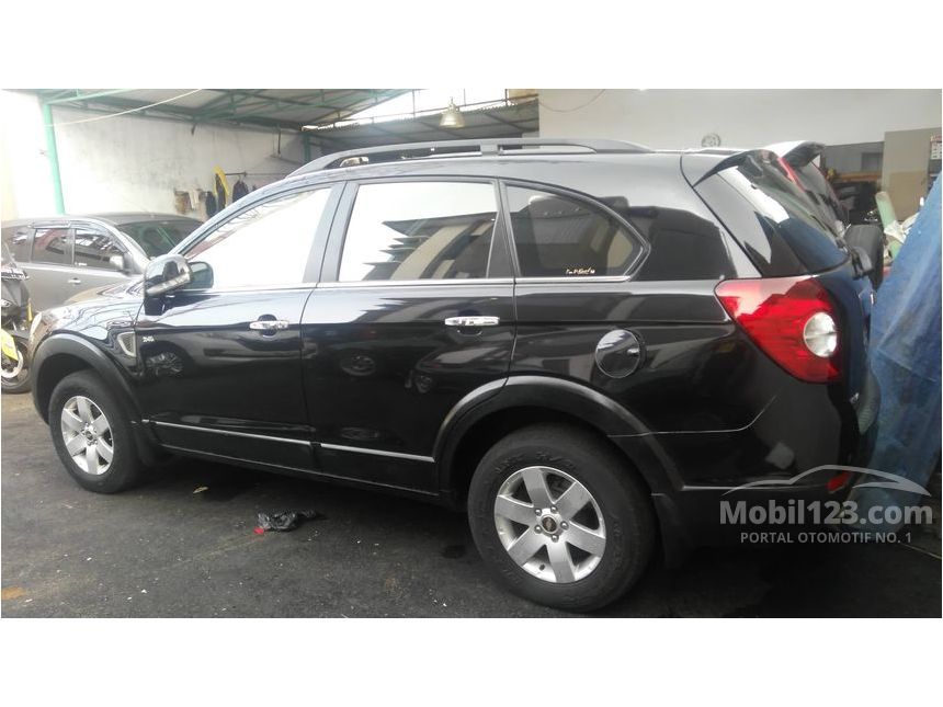 Jual Mobil  Chevrolet  Captiva 2008  C100 2 4 di Jawa Barat 