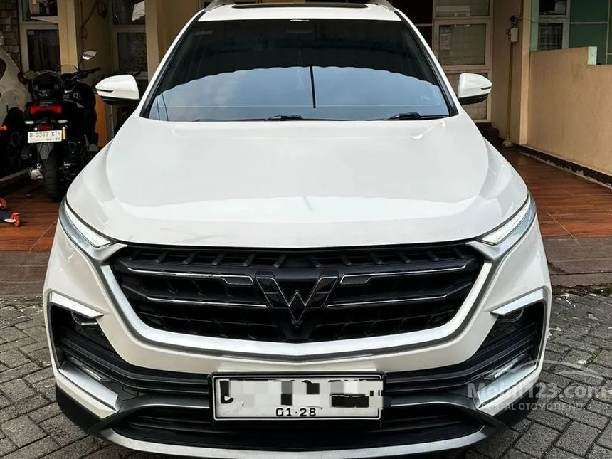 Jual Mobil Wuling Almaz 2019 LT Lux Exclusive 1.5 di Banten Automatic Wagon Putih Rp 185.000.000