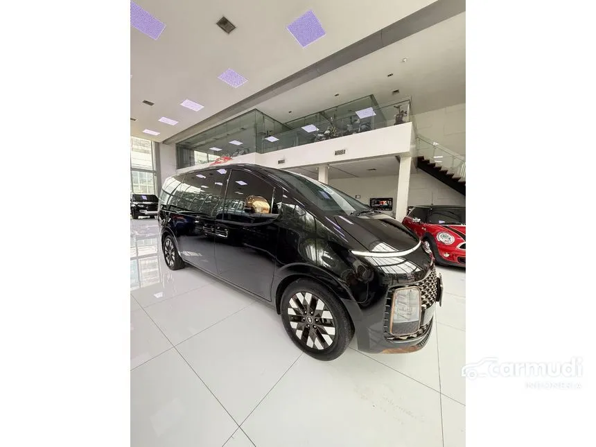 2022 Hyundai Staria Signature 9 MPV
