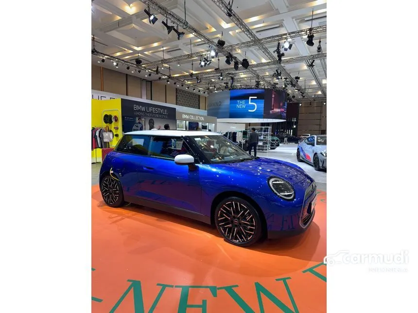 2024 MINI Cooper S Electric Resolute Edition 3 Door Hatchback