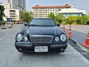 2001 Mercedes-Benz E240 2.4 Elegance Sedan