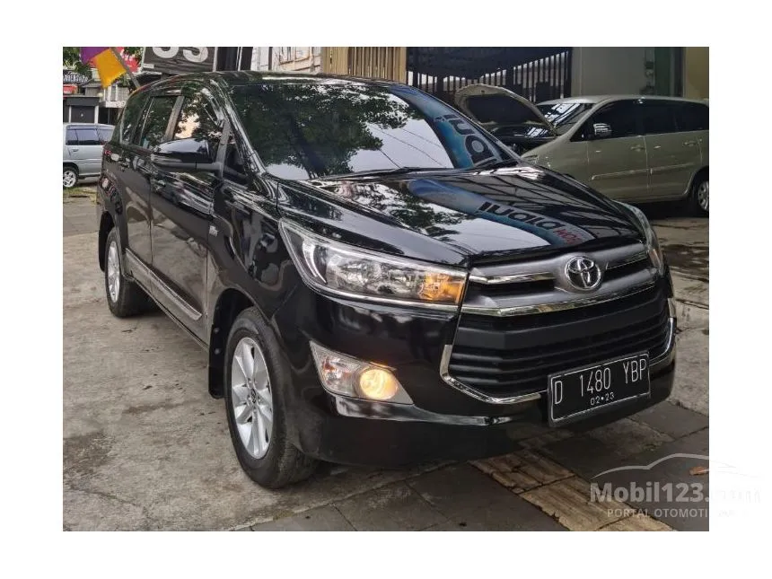 Jual Mobil Toyota Kijang Innova 2018 G 2.0 di Jawa Barat Manual MPV Hitam Rp 283.000.000