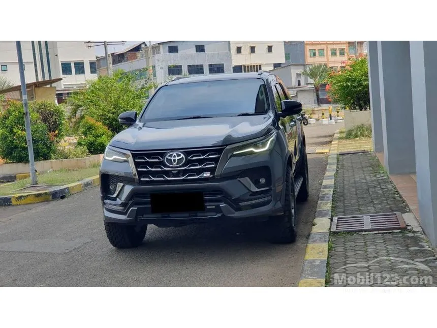 2022 Toyota Fortuner GR Sport 4X2 SUV