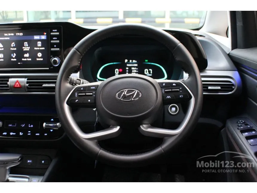 2023 Hyundai Stargazer X Prime MPV