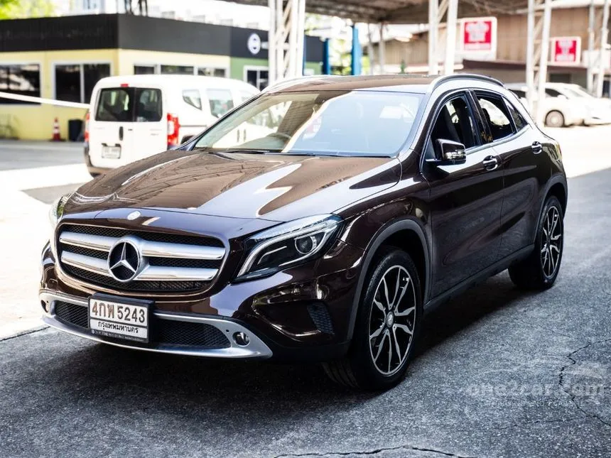 2015 Mercedes-Benz GLA200 Urban SUV