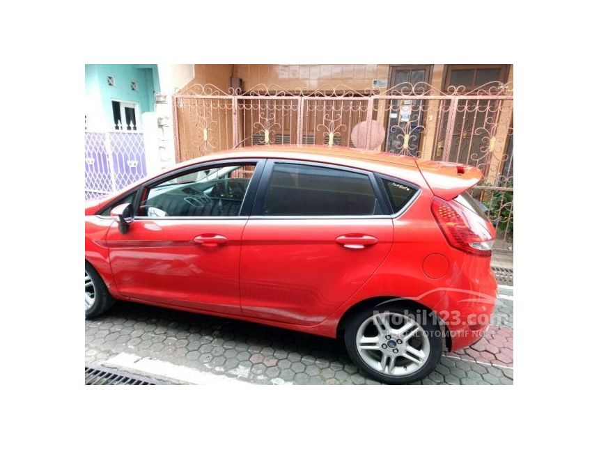 Jual Mobil Ford Fiesta 2011 Trend 1.4 di Jawa Barat Jual Mobil Ford Fiesta 2011 Trend 1.4 di Jawa Barat
