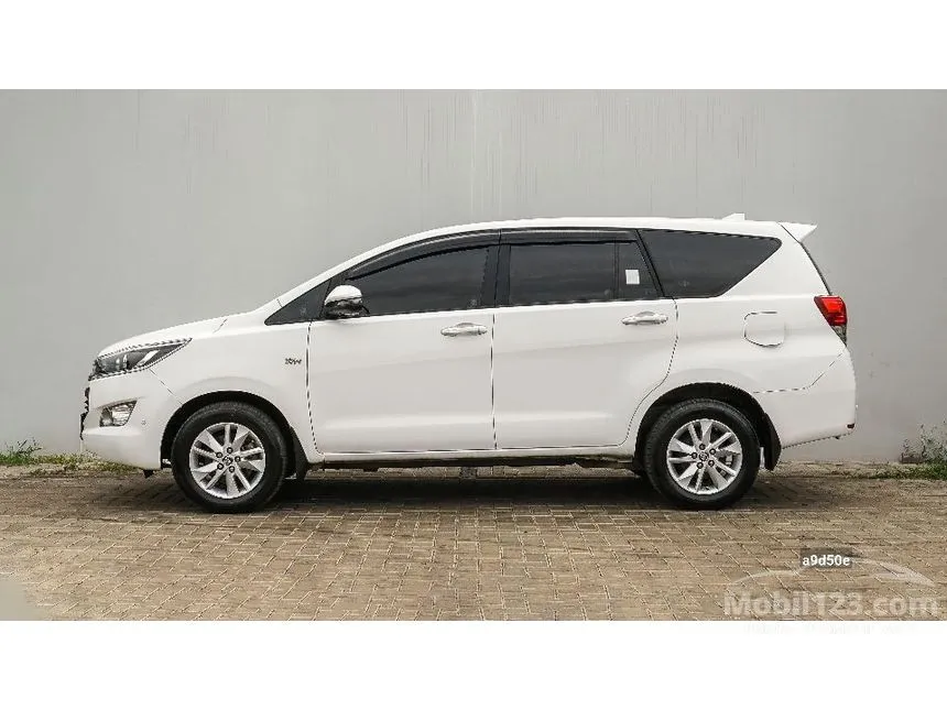 2020 Toyota Kijang Innova V MPV