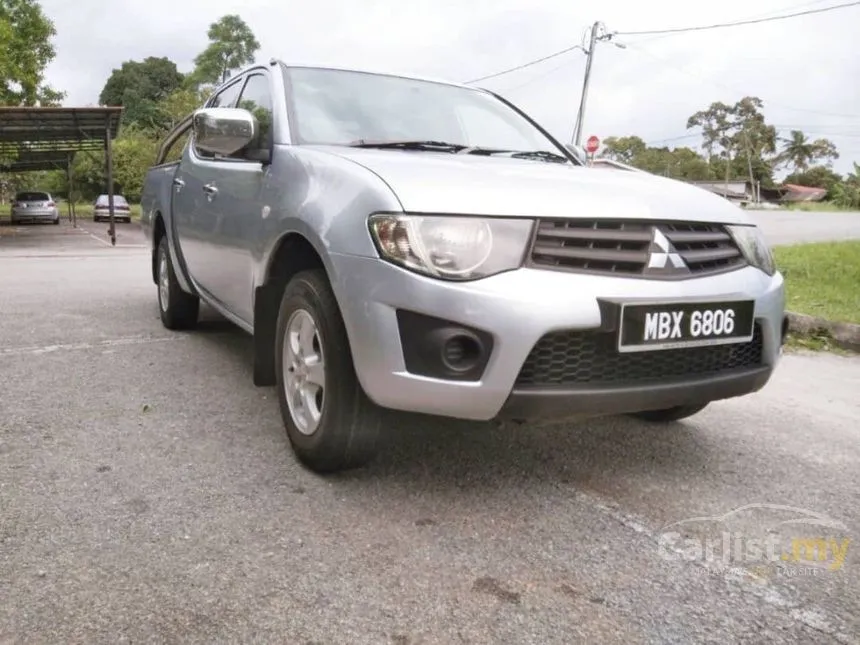 2010 Mitsubishi Triton Lite Dual Cab Pickup Truck