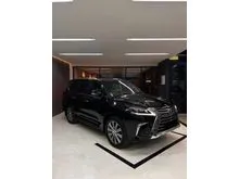 2017 Lexus LX 570 5.7 SUV Black on Beige Odo 20 Rb (TERMURAH)