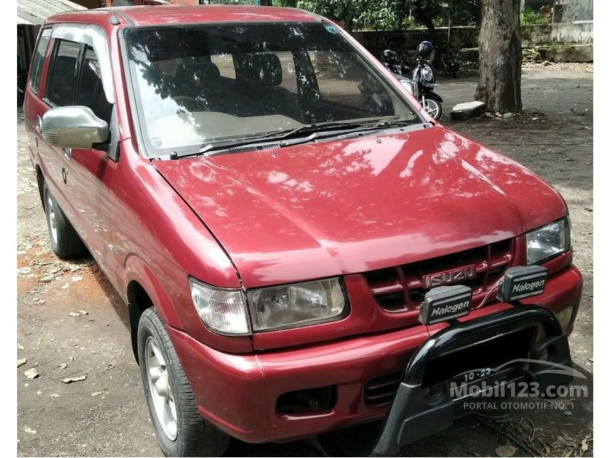 Jual Mobil  Isuzu  Panther  2001 LS  Hi Grade 2 5 di Jawa 