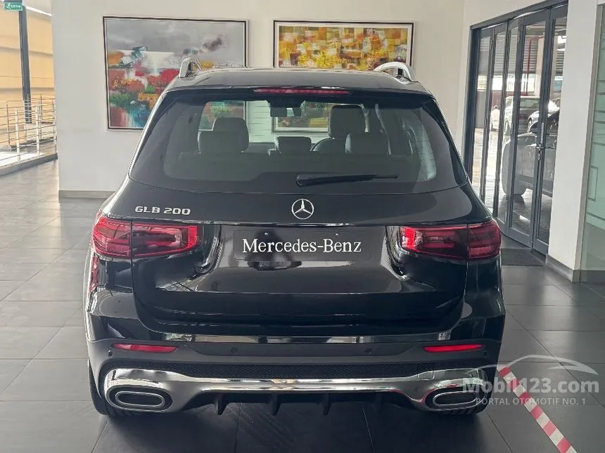 2024 Mercedes-Benz GLB200 AMG Line SUV