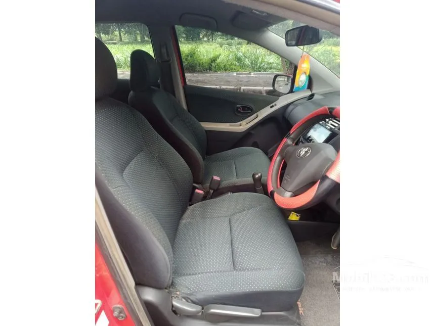 2008 Toyota Yaris E Hatchback