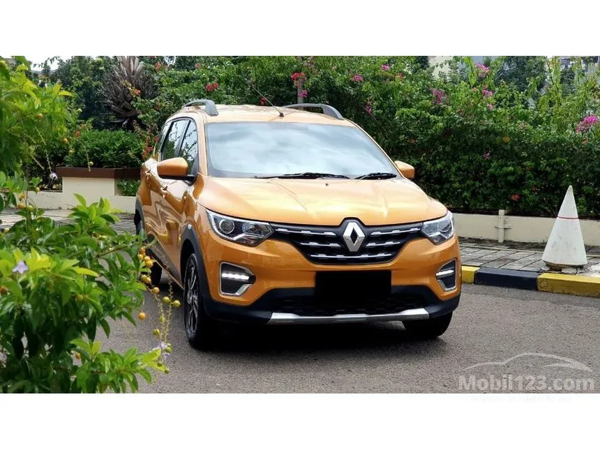 2020 Renault Triber RXZ Wagon