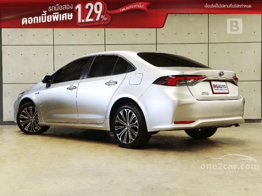 2022 Toyota Corolla Altis Hybrid Premium Sedan