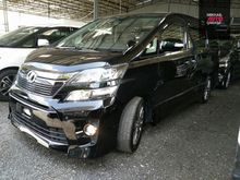 2013 TOYOTA VELLFIRE 2.4 GOLDEN EYE WITH COOL BOX, HALF LEATHER SEAT, ROOF MONITOR