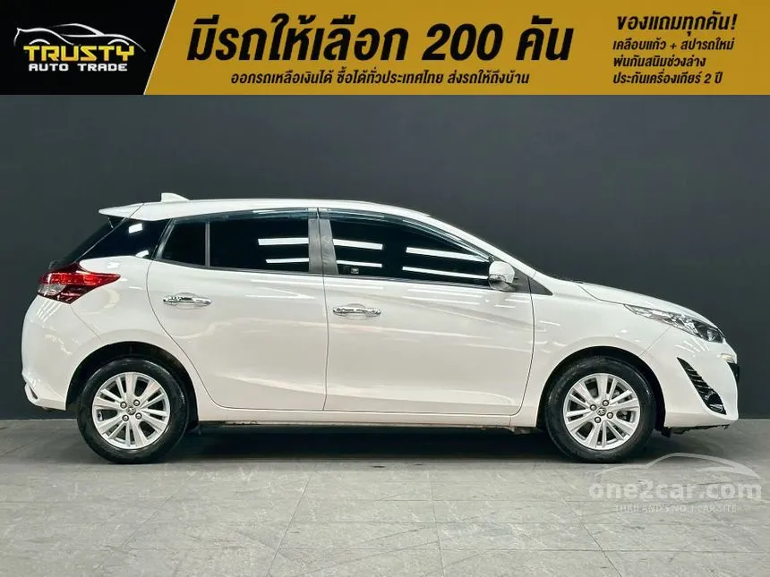 2018 Toyota YARIS G Hatchback