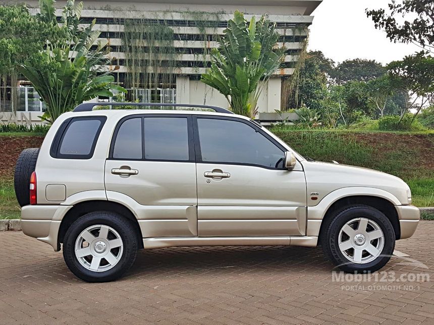 Suzuki escudo 2006 года