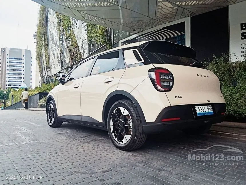 2026 GAC AION UT Premium Hatchback