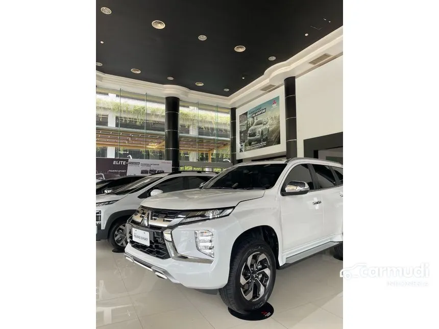 2024 Mitsubishi Pajero Sport Dakar SUV