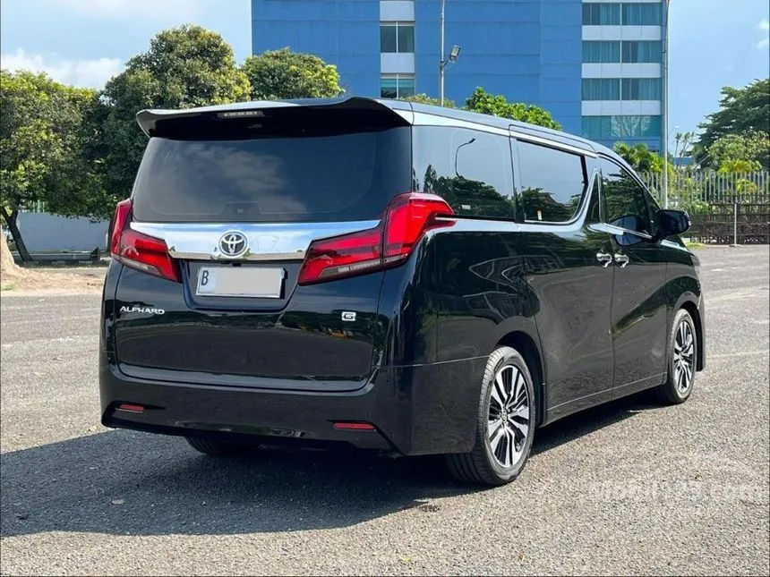 2022 Toyota Alphard G MPV