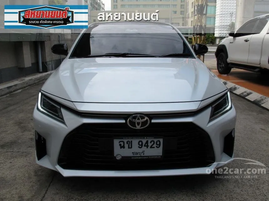 2025 Toyota Yaris Ativ Nightshade Edition Sedan