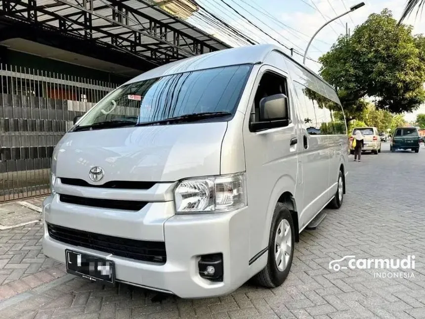 2024 Toyota Hiace Commuter Van Wagon