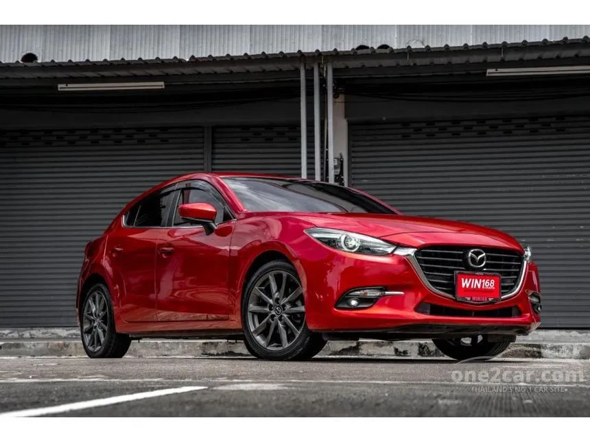 2017 Mazda 3 S Sports Hatchback