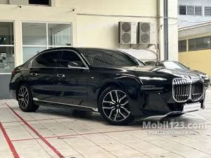 2024 BMW 735i 3.0 M Sport Sedan