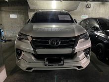 2018 Toyota Fortuner 2.4 (ปี 15-18) 4WD V SUV AT