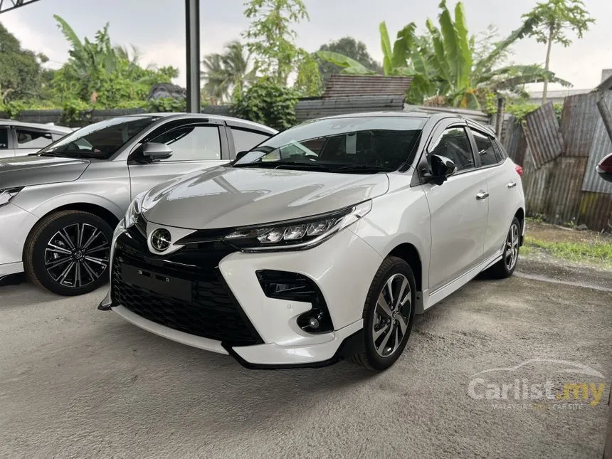 2023 Toyota Yaris E Hatchback