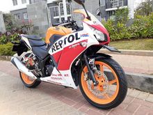 2015 Honda CBR 150R 150 Sport Bike