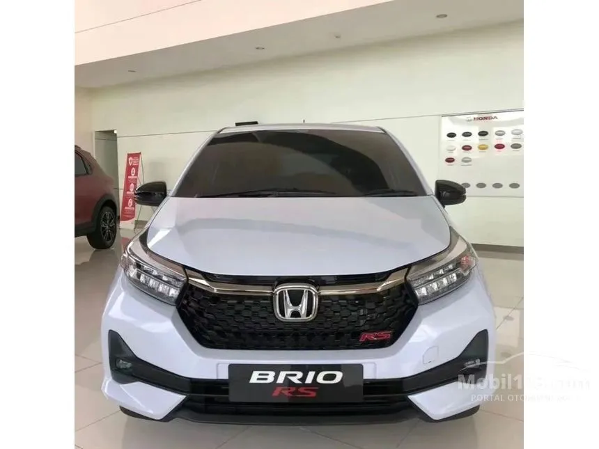 Jual Mobil Honda Brio 2023 RS 1.2 di Jawa Timur Automatic Hatchback Putih Rp 243.100.000