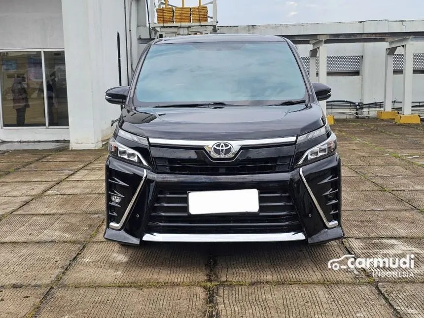 2019 Toyota Voxy MPV