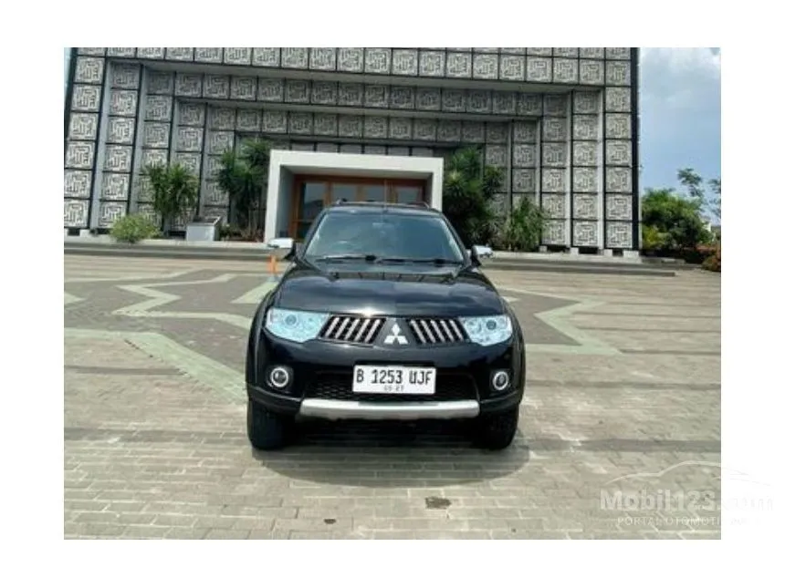 Jual Mobil Mitsubishi Pajero Sport 2012 Exceed 2.5 di Jawa Barat Automatic SUV Hitam Rp 247.000.000
