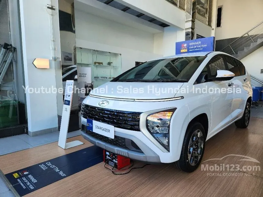 Jual Mobil Hyundai Stargazer 2024 Prime 1.5 di Jawa Barat Automatic Wagon Putih Rp 289.000.000