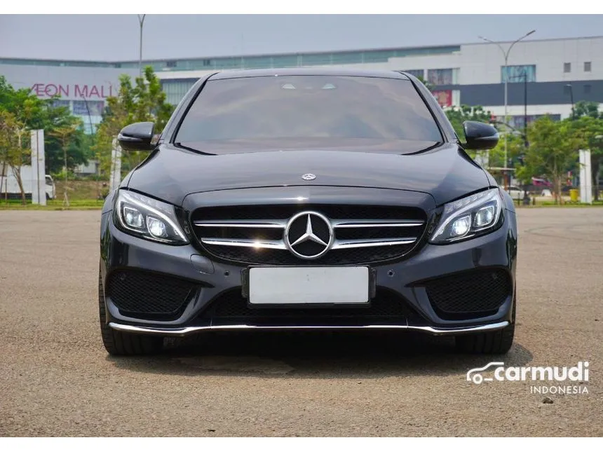 2018 Mercedes-Benz C300 AMG Line Sedan