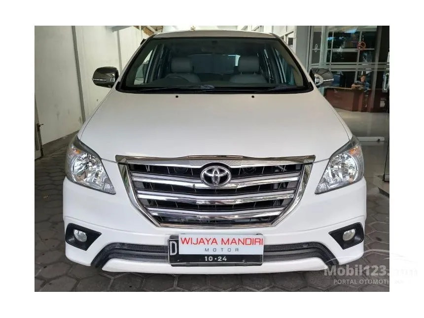 Jual Mobil Toyota Kijang Innova 2014 G 2.0 di Jawa Barat Automatic MPV Putih Rp 180.000.000