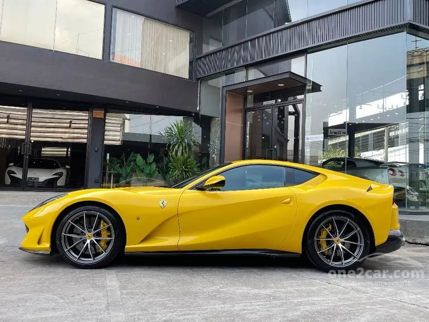 2018 Ferrari 812 Superfast Coupe