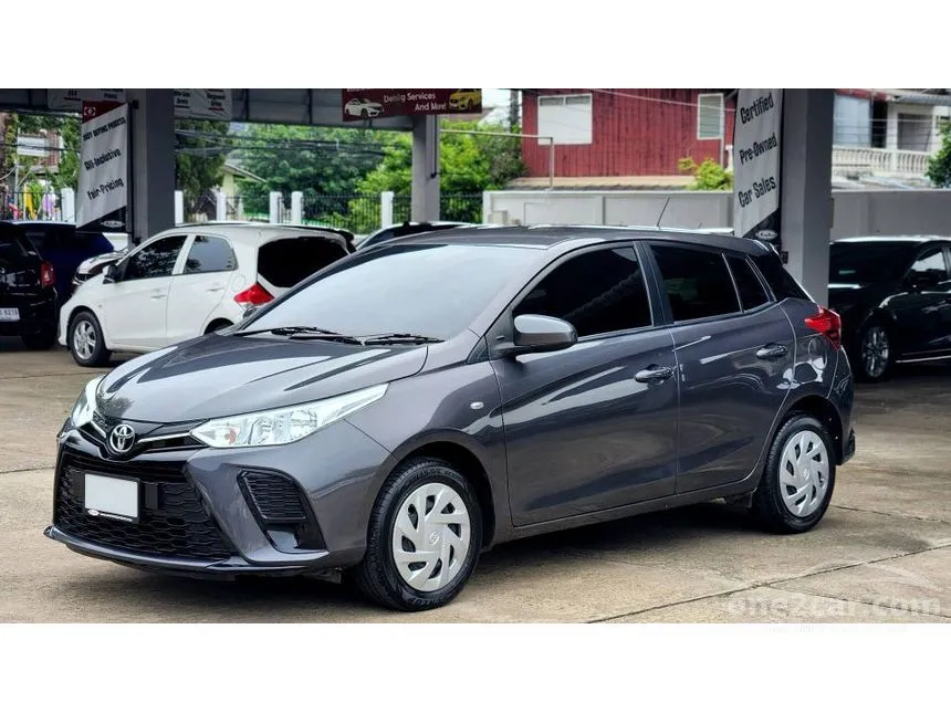 2022 Toyota YARIS Entry Hatchback