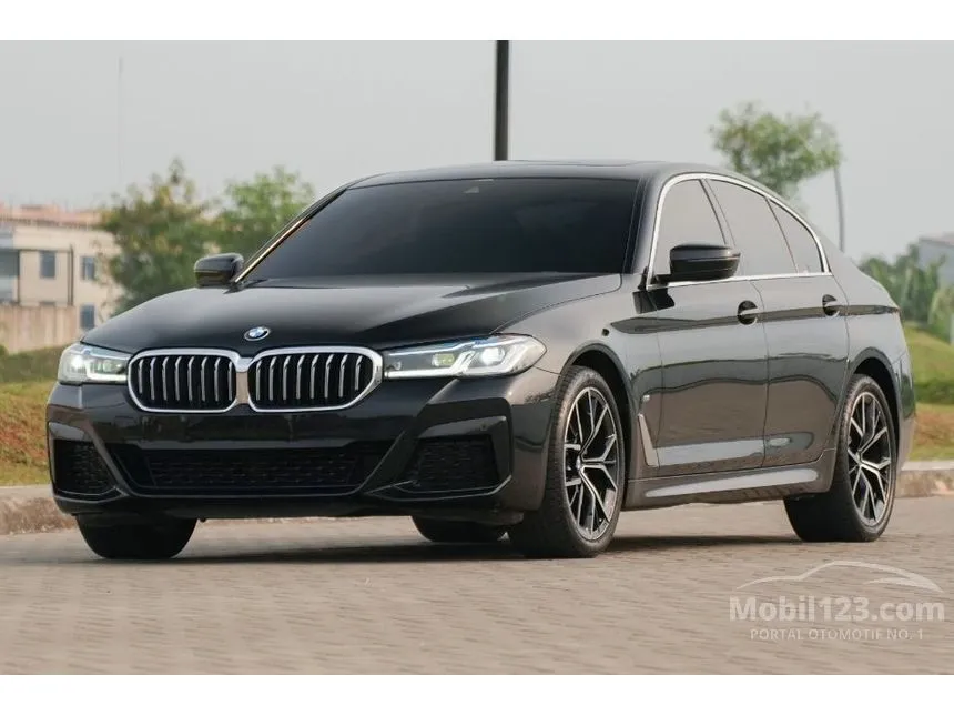 2022 BMW 520i M Sport Sedan