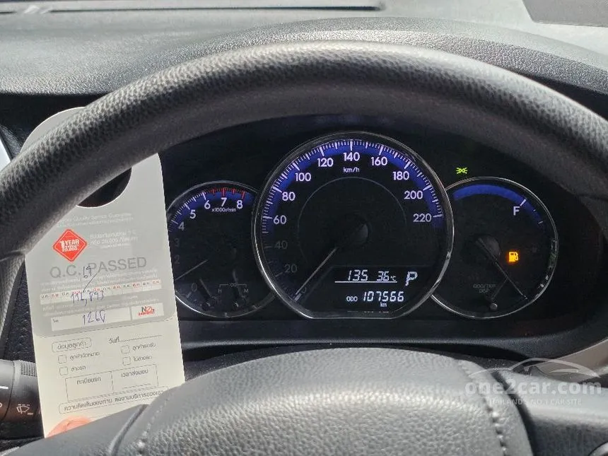 2019 Toyota YARIS Mid Hatchback