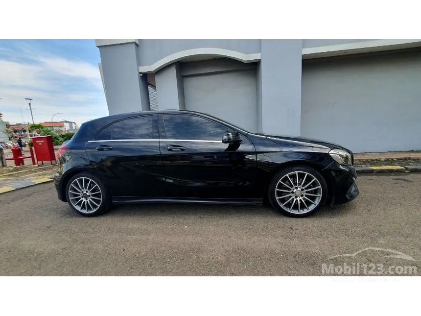 2015 Mercedes-Benz A250 Sport Hatchback
