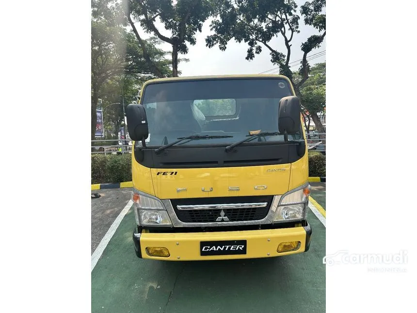 Jual Mobil Mitsubishi Canter 2023 FE 71 3.9 di Banten Manual Trucks Kuning Rp 395.900.000