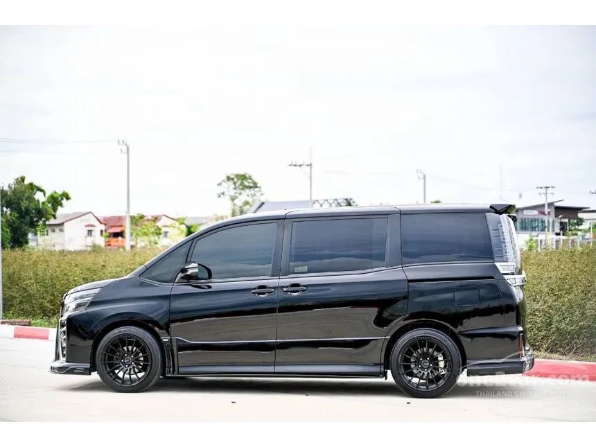 2018 Toyota VOXY ZS Van