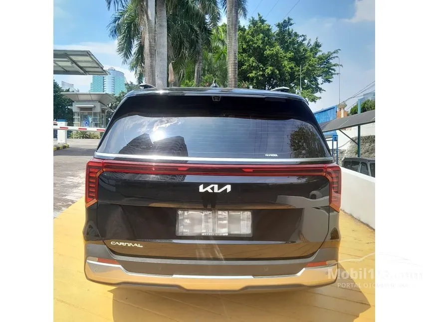 2024 KIA Grand Carnival Premiere MPV